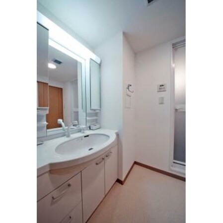 ルミエール中町の物件内観写真